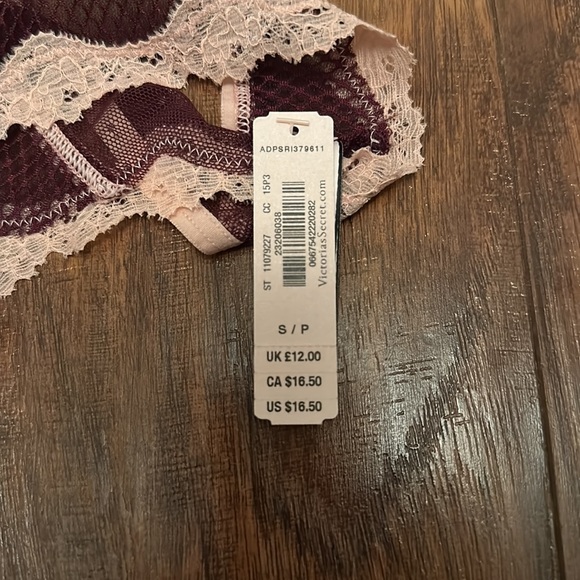 NWT- Victoria’s Secret Thong- Small - Picture 5 of 6